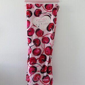 Betsey Johnson Ultra Soft Plush Throw Blanket (50 in x 70 in)